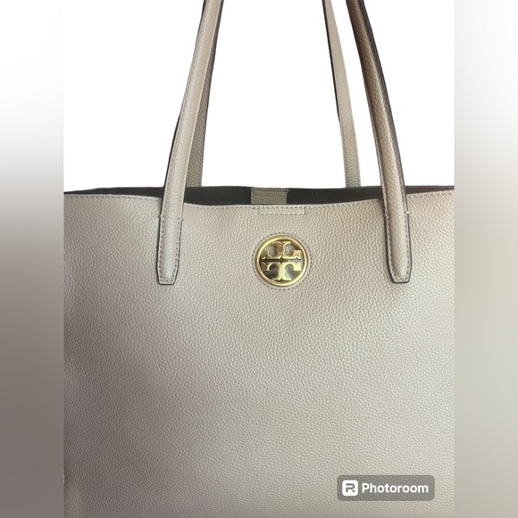 Tori Burch Carson Tote Taupe Pebbled Leather   Like New - Picture 3 of 8